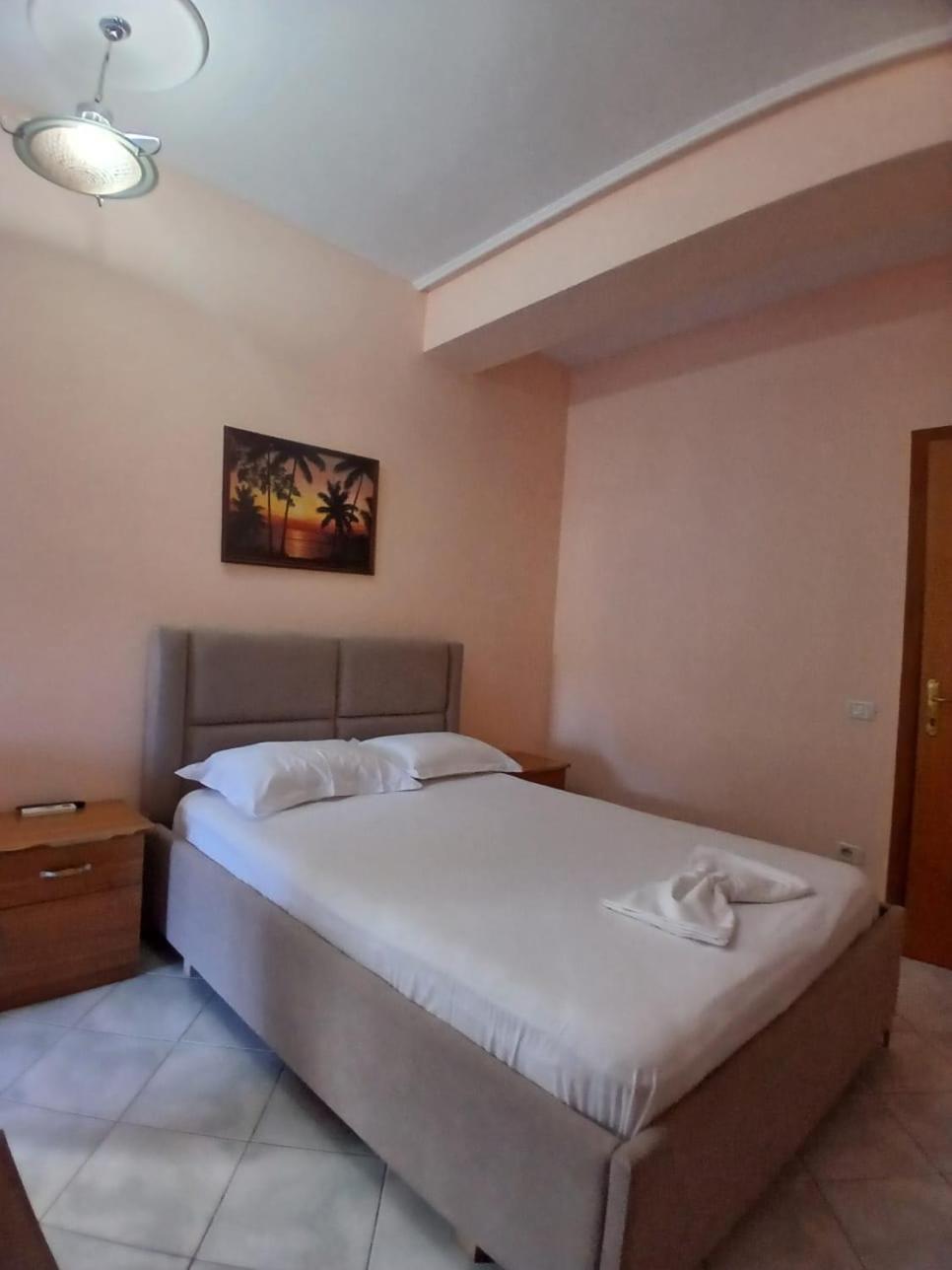 Hotel Rossi Wlora Zewnętrze zdjęcie
